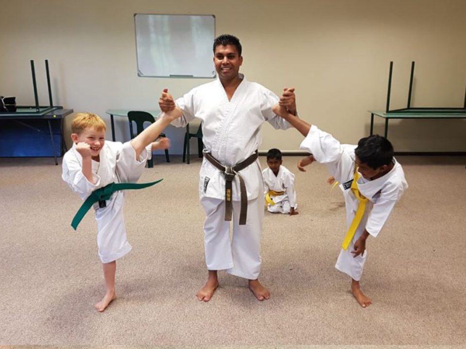 Karate classes Azuri
